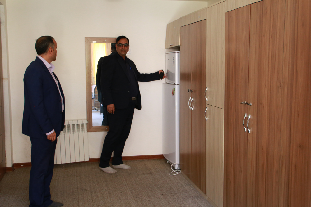 بازدید آقای فرح بخش 15